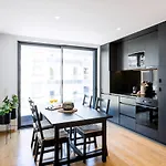 Appartement Camoes Downtown With Parking *