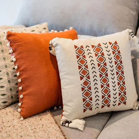 Lägenhet Camoes Downtown With Parking Oporto