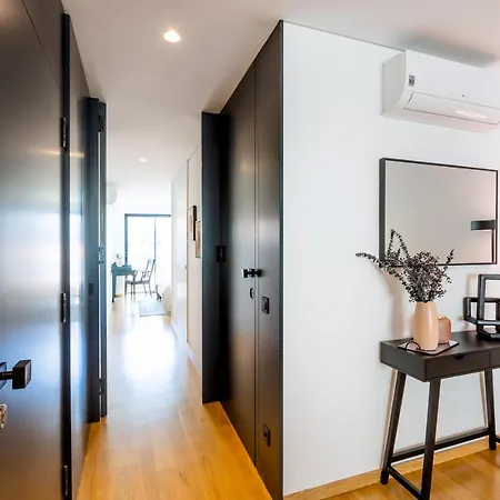 Appartamento Camoes Downtown With Parking Oporto