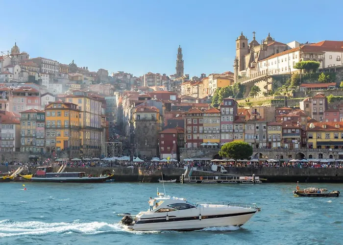 Διαμέρισμα Camoes Downtown With Parking *